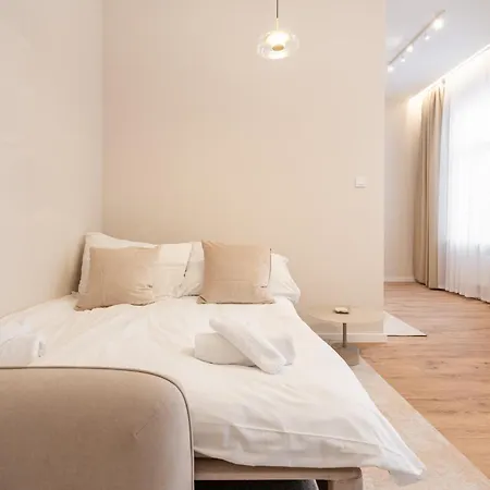 Apartment A43 - Akacfa Street Heritage - Location By Bqa *