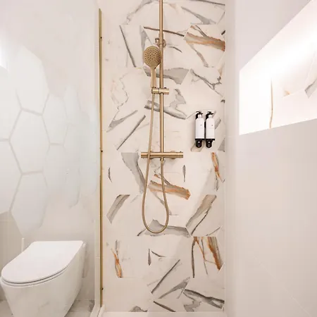 Apartment A43 - Akacfa Street Heritage - Location By Bqa *