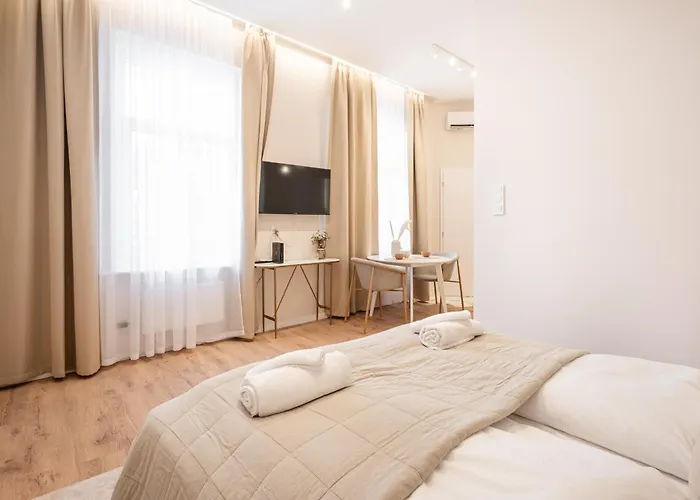 A43 - Akacfa Street Heritage - Location By Bqa Apartamento *