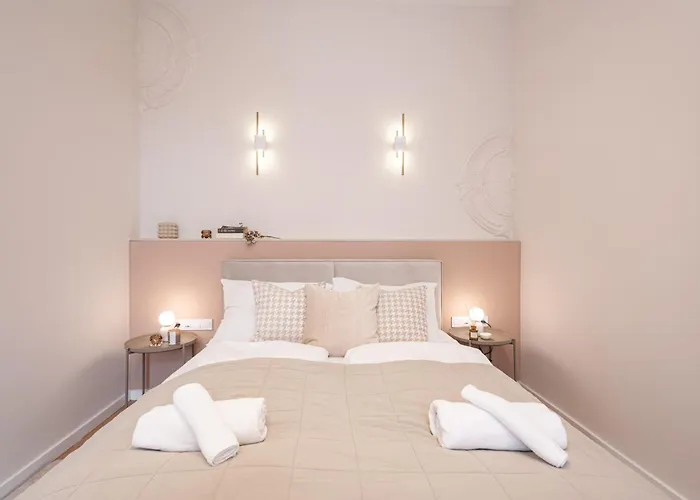 A43 - Akacfa Street Heritage - Location By Bqa Apartamento Budapest