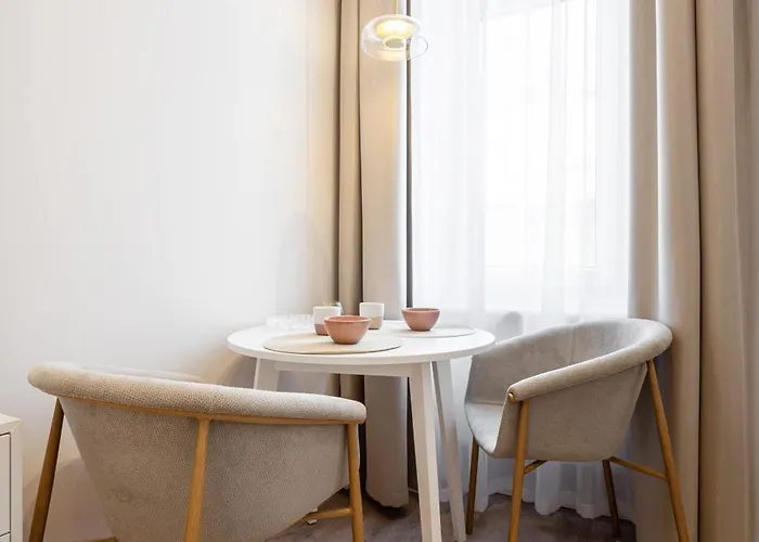 A43 - Akacfa Street Heritage - Location By Bqa Budapest